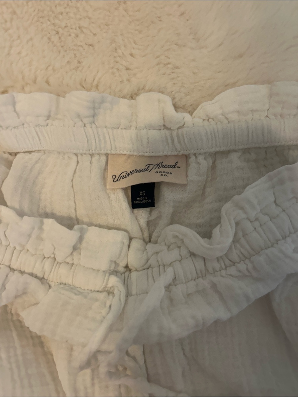 Universal Thread White Line Drawstring Shorts - Picture 3 of 3